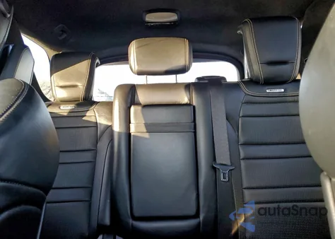 2012 Mercedes-Benz Ml 63 Amg z USA, uszkodzony, nr VIN 4JGDA7EB0CA087412